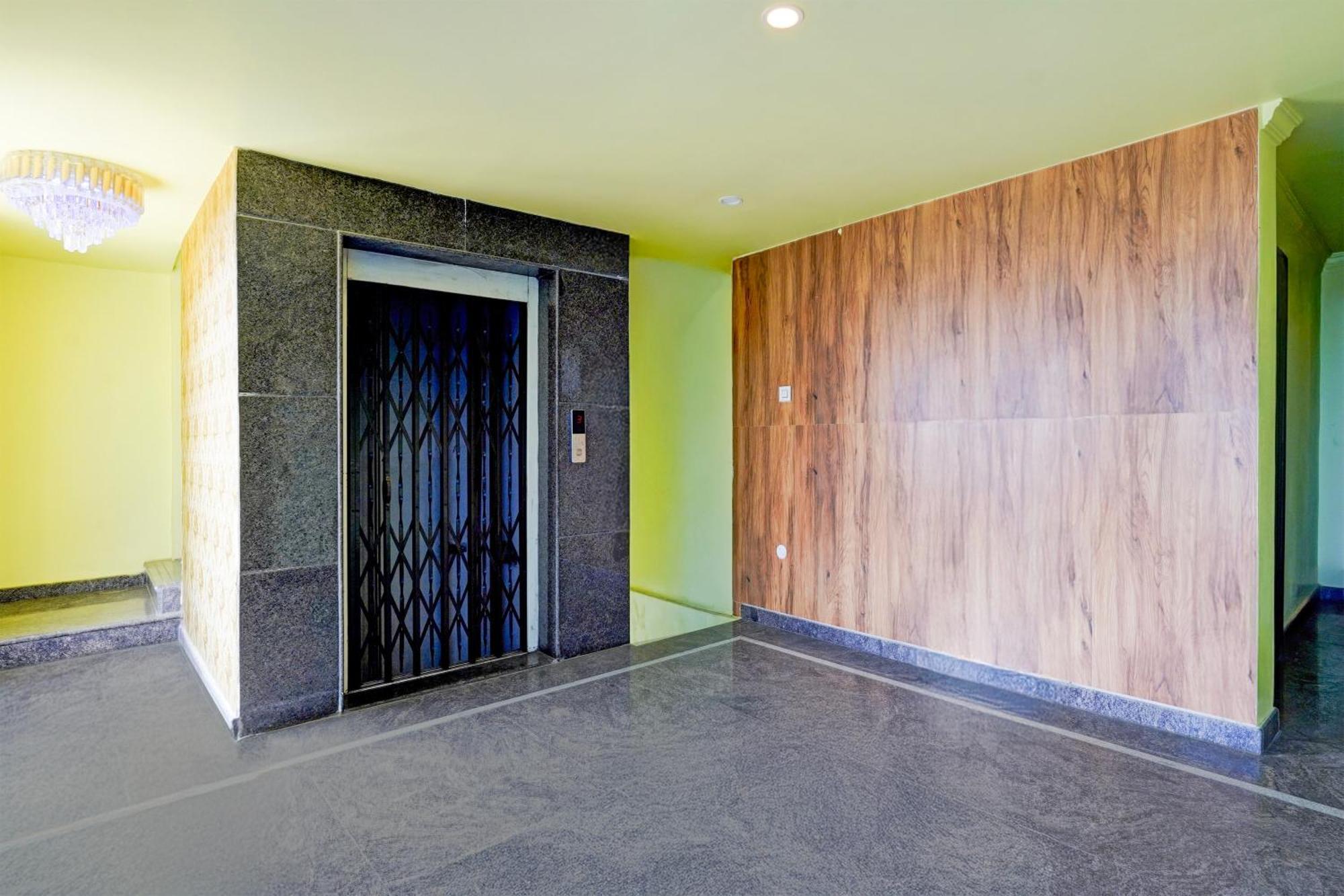 Hotel O Sr Residency Tirupati Eksteriør billede